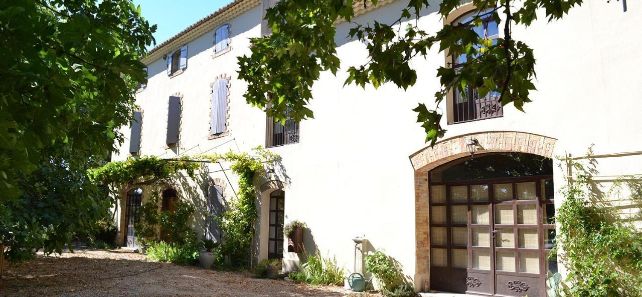 Chambres D Hotes De Charme Dans Mas La Souvine Du 17Eme, Chambres Climatisees Bedarrides Екстер'єр фото